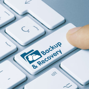 Hybrid backup strategy combining on-premise servers and cloud replication for Milwaukee companies